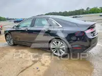 2019 Lincoln MKZ photo