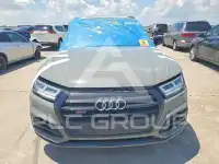2019 Audi SQ5 photo