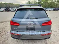 2019 Audi SQ5 photo