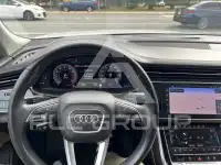 2019 Audi Q8 photo