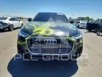 2019 Audi Q8 фото