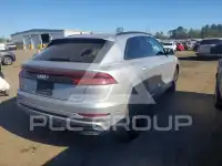 2019 Audi Q8 фото