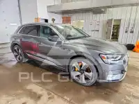 2019 Audi E-TRON фото