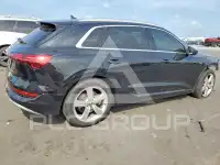 2019 Audi E-TRON фото