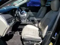 2019 Cadillac XT4 photo