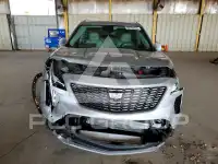 2019 Cadillac XT4 photo
