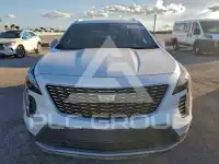2019 Cadillac XT4 photo