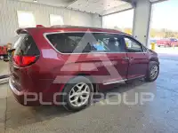 2019 Chrysler PACIFICA photo