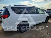2019 Chrysler PACIFICA photo