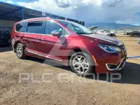 2019 Chrysler PACIFICA photo