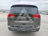 2019 Chrysler PACIFICA photo
