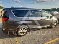 2019 Chrysler PACIFICA фото
