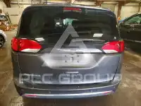2019 Chrysler PACIFICA photo