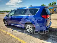 2019 Chrysler PACIFICA photo