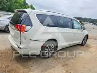2019 Chrysler PACIFICA photo
