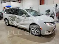 2019 Chrysler PACIFICA photo