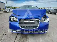 2019 Chrysler 300 photo