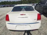 2019 Chrysler 300 photo