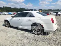 2019 Chrysler 300 photo