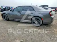 2019 Chrysler 300 фото
