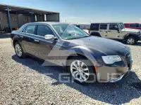 2019 Chrysler 300 photo