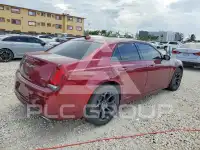 2019 Chrysler 300 фото