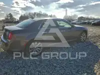 2019 Chrysler 300 фото