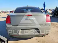 2019 Chrysler 300 фото