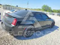 2019 Chrysler 300 фото