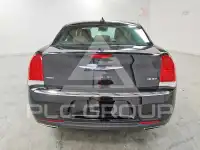 2019 Chrysler 300 photo