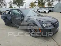 2019 Chrysler 300 photo