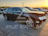 2019 Chrysler 300 фото