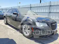 2019 Chrysler 300 фото