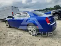 2019 Chrysler 300 фото