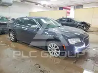 2019 Chrysler 300 фото
