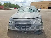 2019 Chrysler 300 фото