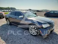 2019 Chrysler 300 фото