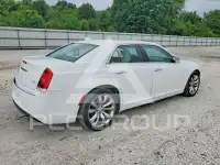 2019 Chrysler 300 фото