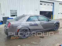 2019 Chrysler 300 фото