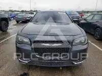 2019 Chrysler 300 фото
