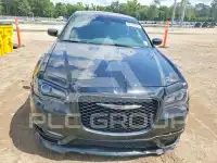 2019 Chrysler 300 фото