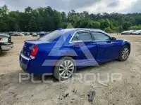 2019 Chrysler 300 фото