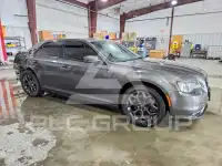2019 Chrysler 300 фото