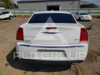 2019 Chrysler 300 фото