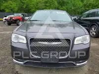 2019 Chrysler 300 photo