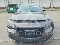 2019 Chrysler 300 фото