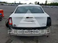 2019 Chrysler 300 photo