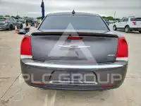 2019 Chrysler 300 photo