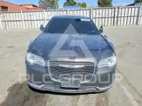 2019 Chrysler 300 photo