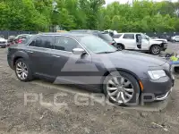 2019 Chrysler 300 photo